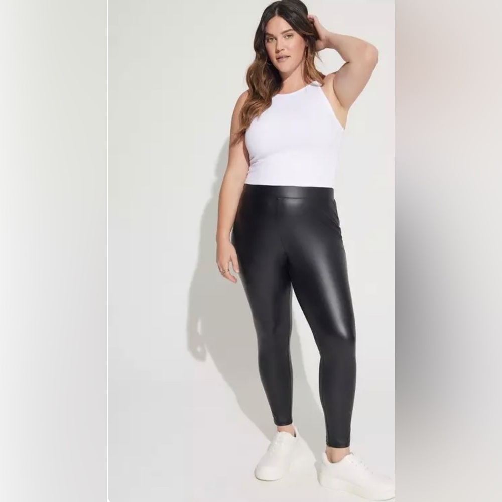 Faux leather leggings | plus size Torrid Size 2